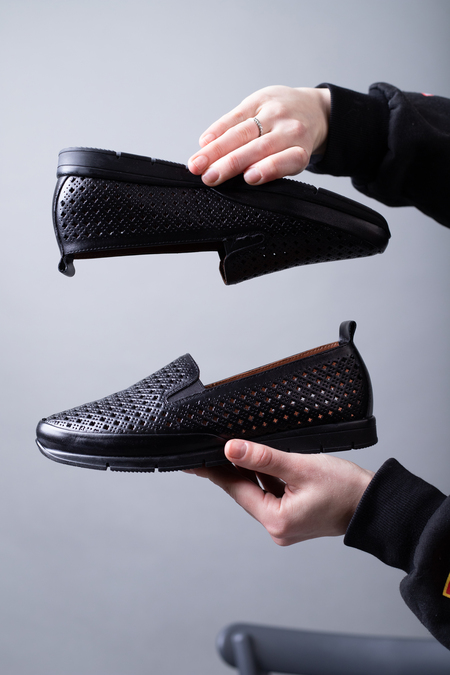 Как отличить обувь из натуральной кожи от подделки - Блог Mida