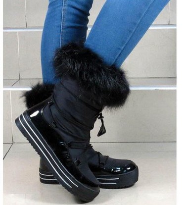 Чорні чоботи дутики жіночі Фото